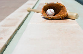 3 Padres/Giants Fans Hit by Loose Bat During Baseball Game