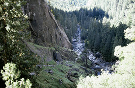 Teen Slips and Falls on Yosemite Hiking Trail, Suffers Head Trauma