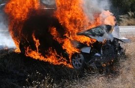 Girl, 9, Dies in Fiery Crash on 101 Freeway; Mother Seriously Burned
