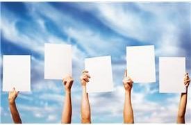 Three Ways to Personalize Custom Business Cards for a Target Audience
