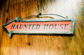 Teen Found Hanging by Noose in St. Louis Haunted House Attraction