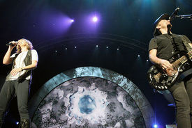 Victims Sue Sugarland for Indiana State Fair Stage Collapse